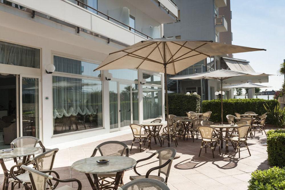 Hotel Acapulco Мілано-Маріттіма Екстер'єр фото